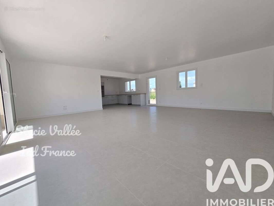 Maison 121 m² à Le Neubourg  - photo 3