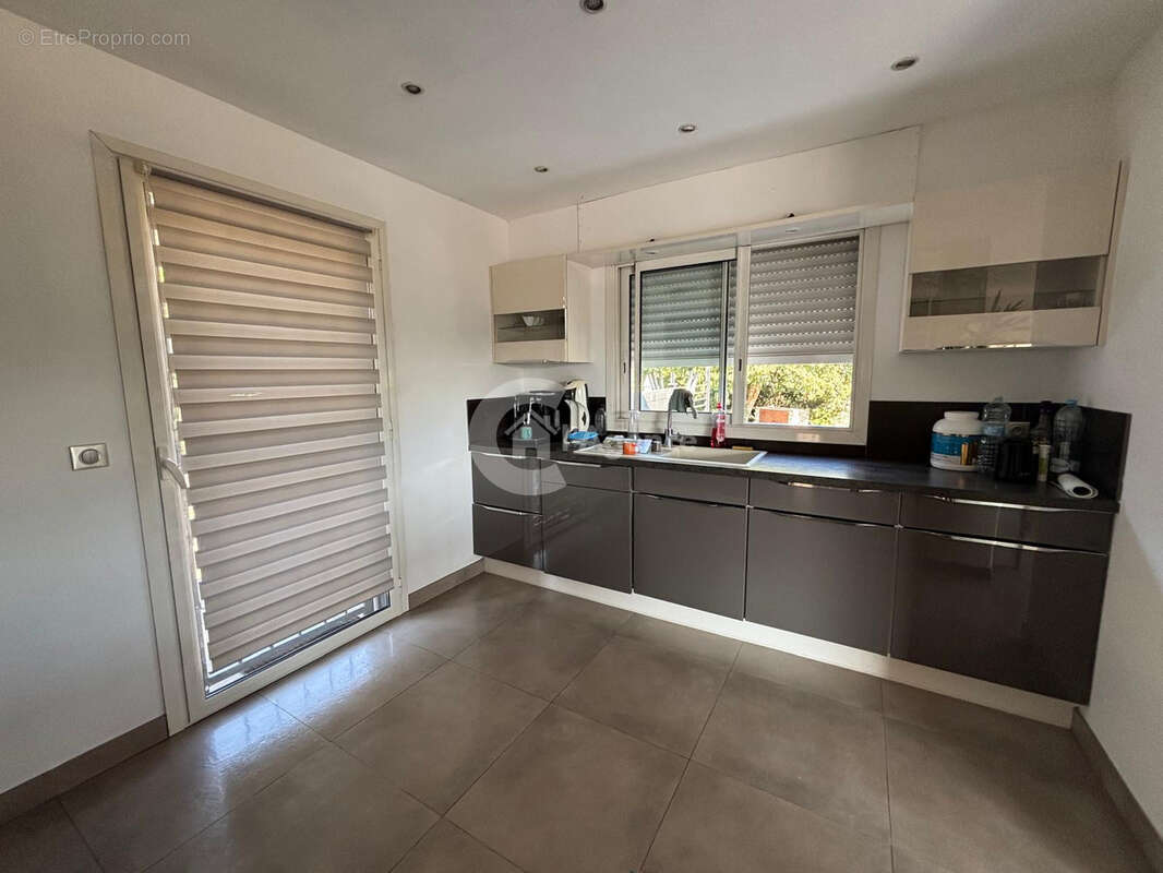 Superbe villa appartement de 110 m2 avec piscine privée et jardin - photo 8