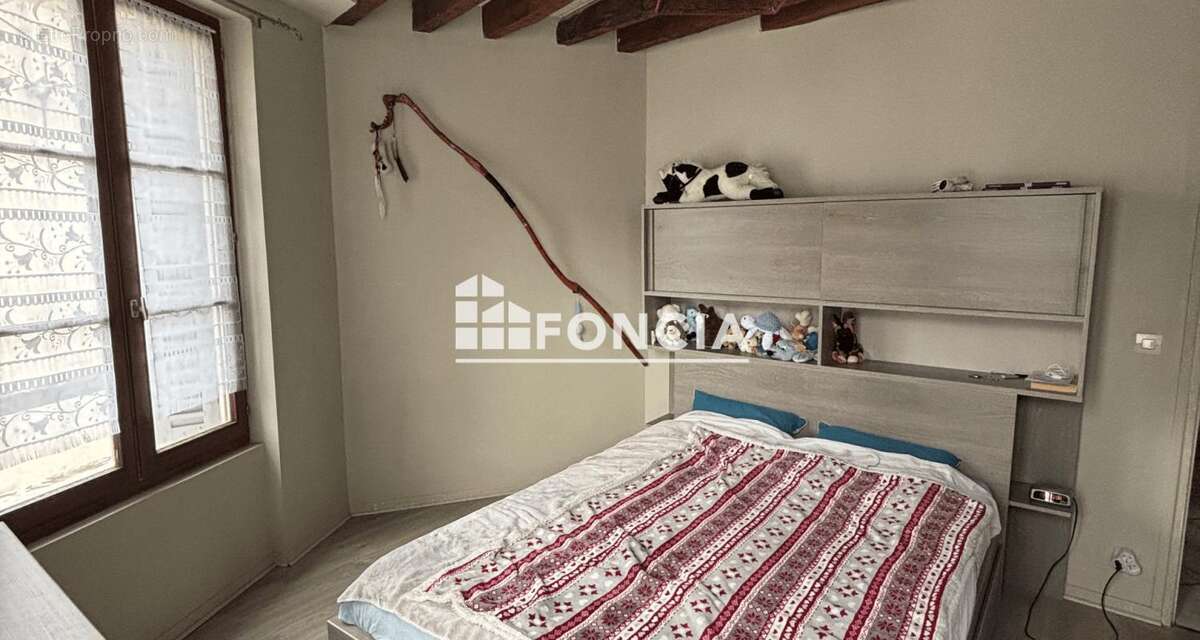 Appartement à HERICY