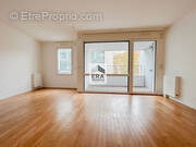 Appartement à PARIS-19E