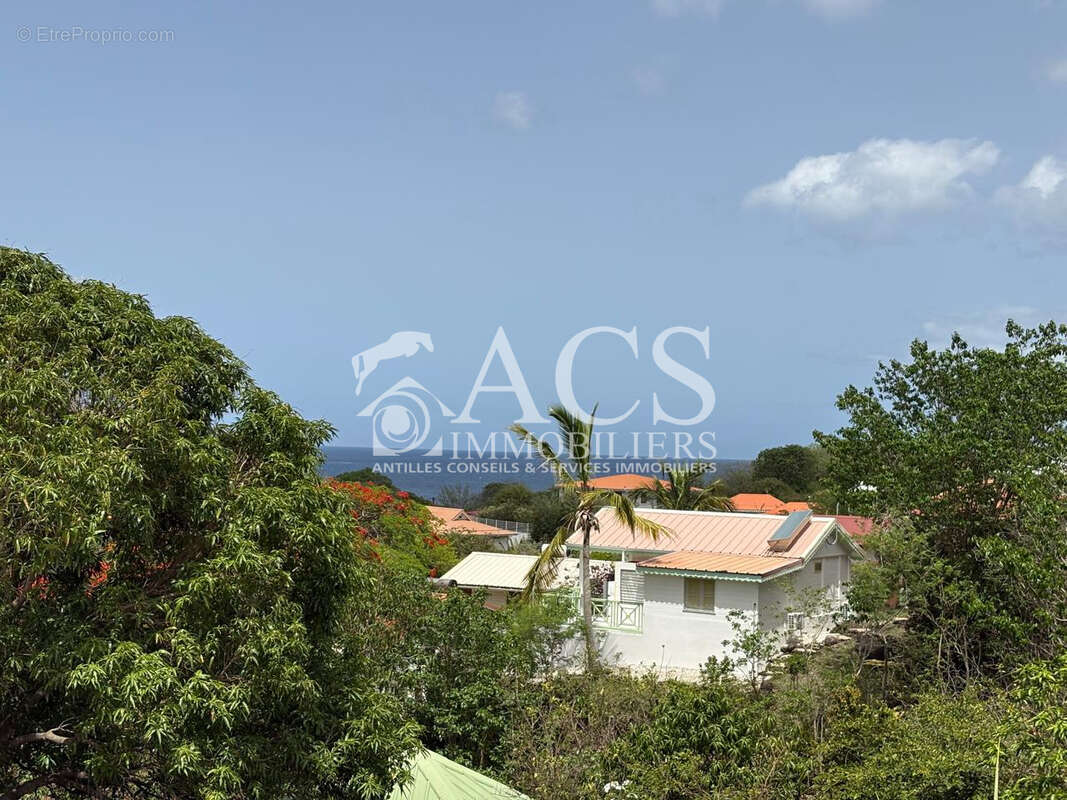 Charmante maison en bois avec terrasse, jardin privatif et aperçu mer - ANSES D'ARLET / PETITE ANSE - photo 9