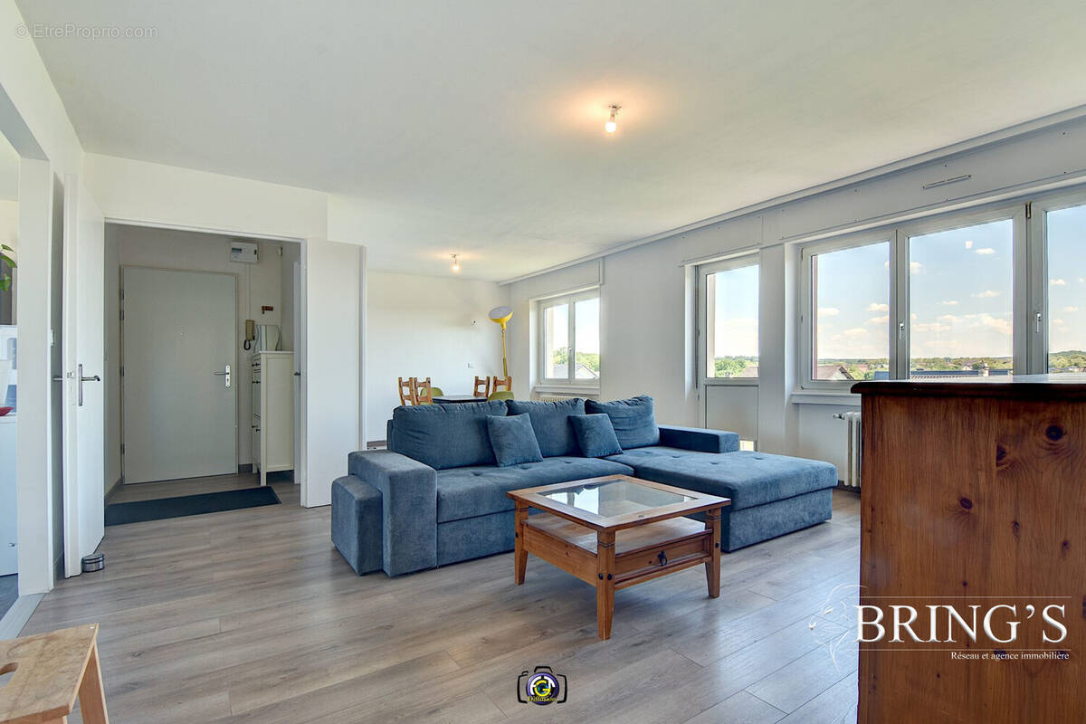 Appartement à BOUSSE