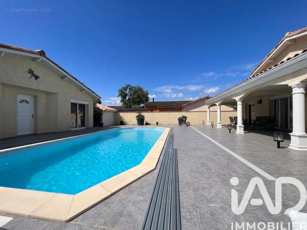 Photo 3 - Maison à VERNET