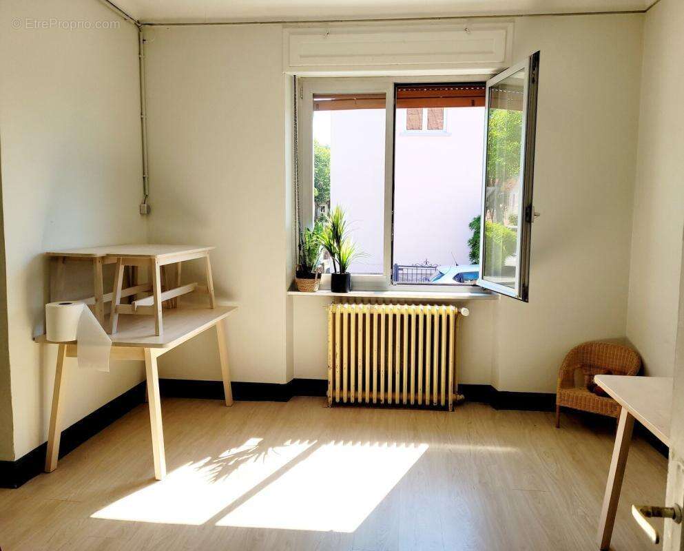 Commerce à DURRENBACH