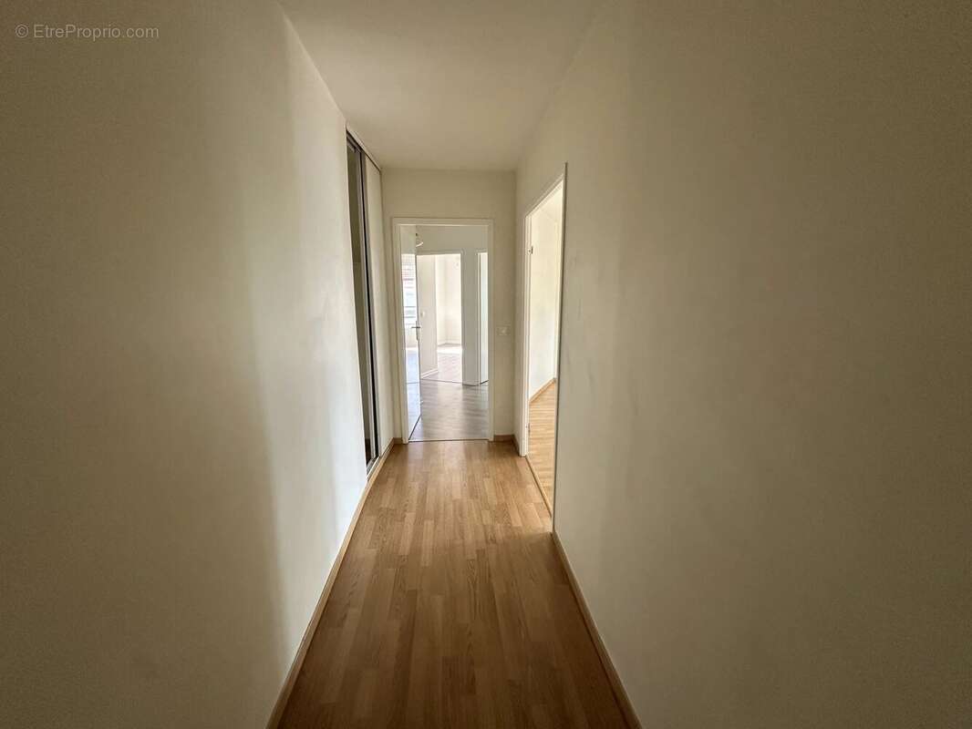 Appartement à MORANGIS