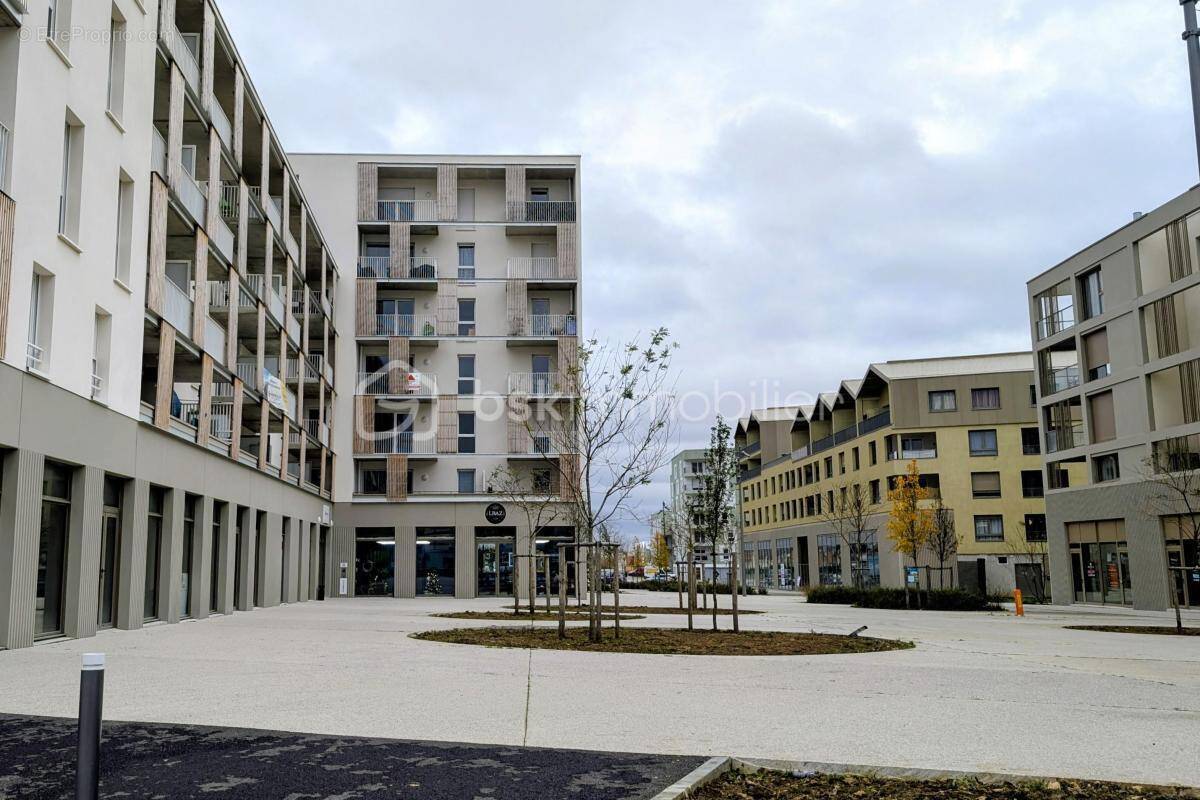 Appartement à FLEURY-SUR-ORNE