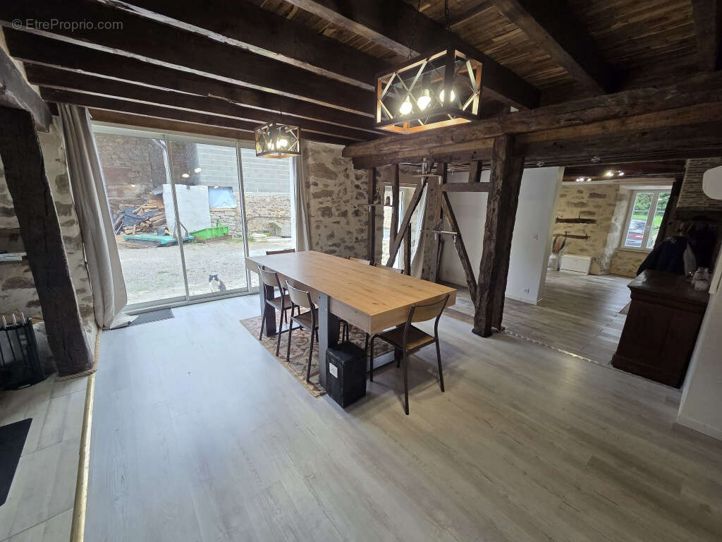 Maison à SAINT-AUVENT