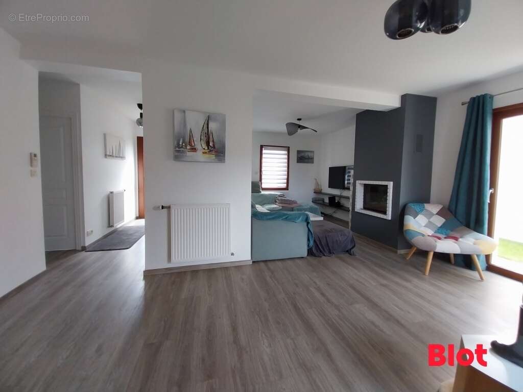 Maison à SAINT-COULOMB