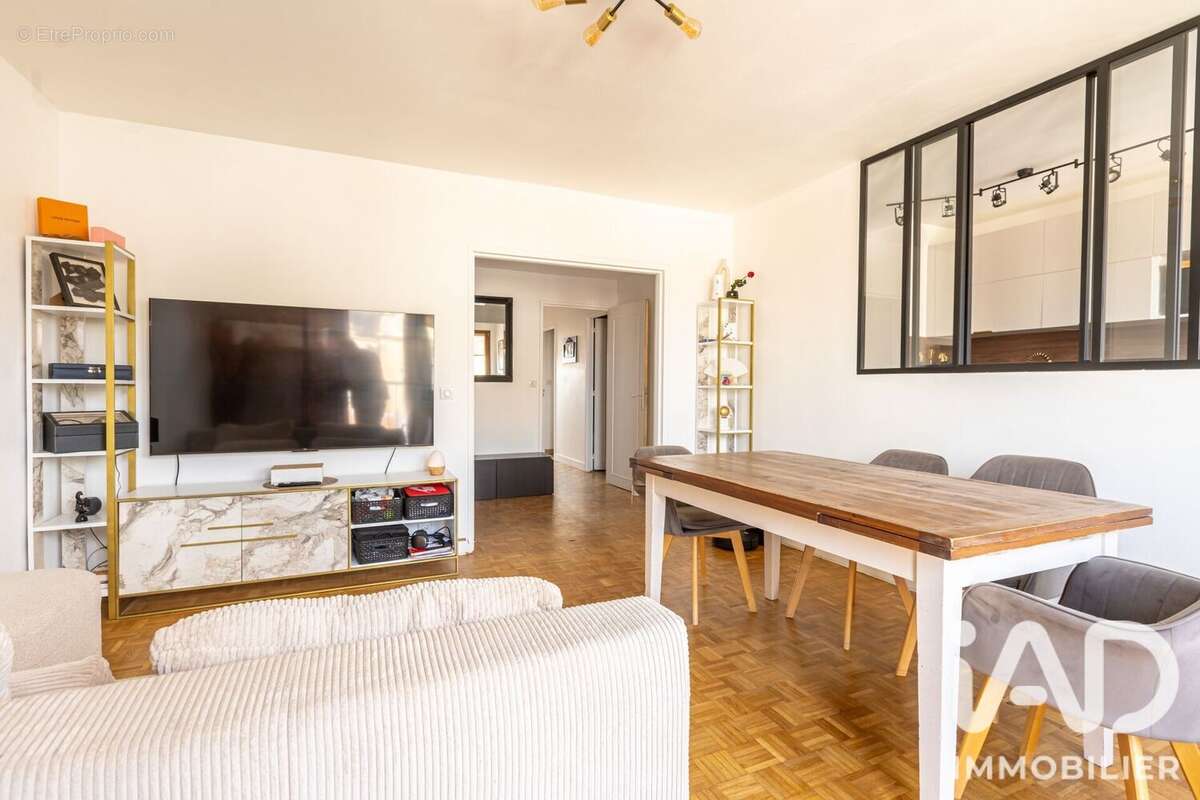Appartement 70 m² à Reims  - photo 3