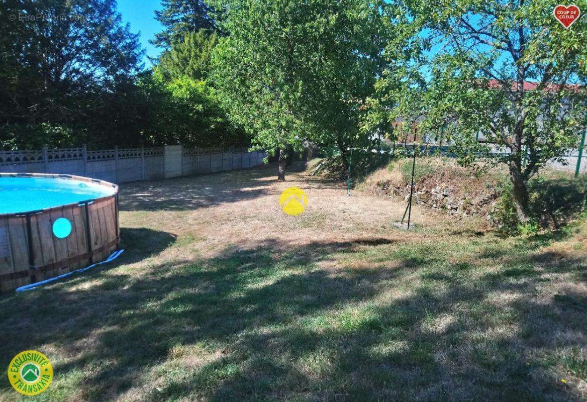 Maison à SAINT-AMAND-MONTROND