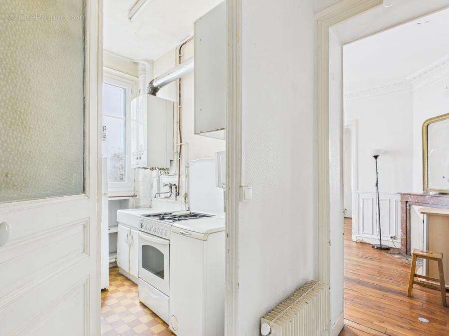 Appartement à PARIS-19E