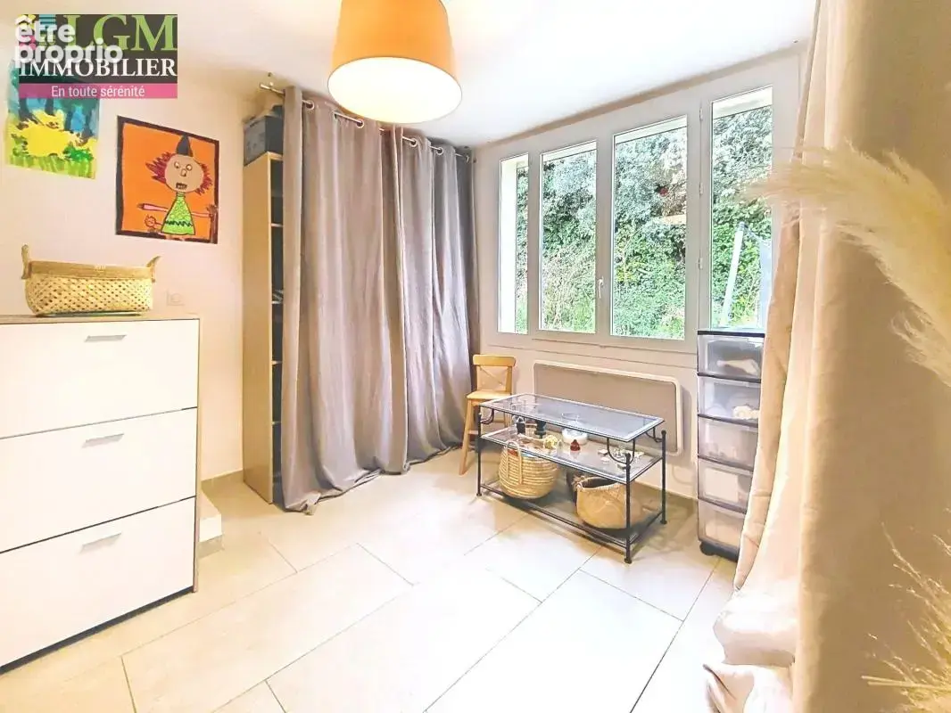 Maison rénovée plain-pied – Quartier calme et recherché Vitrolles Nord - photo 10