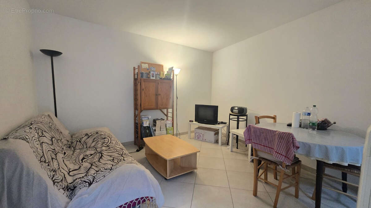 Appartement à LIMOURS