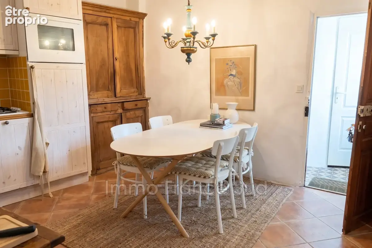 Maison 6 pièces 101 m² à vendre à La Garde-Freinet (83680) - photo 5