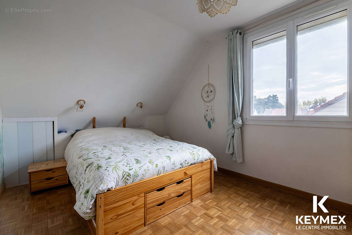 Maison à NEUILLY-EN-THELLE