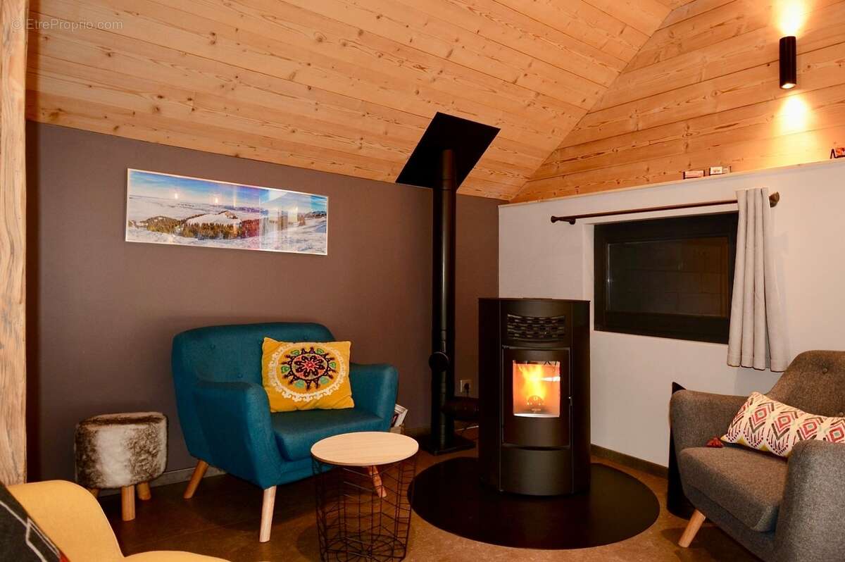 Dpt haute savoie (74), à vendre thollon-les-memises maison-gîte coeur de station - photo 28