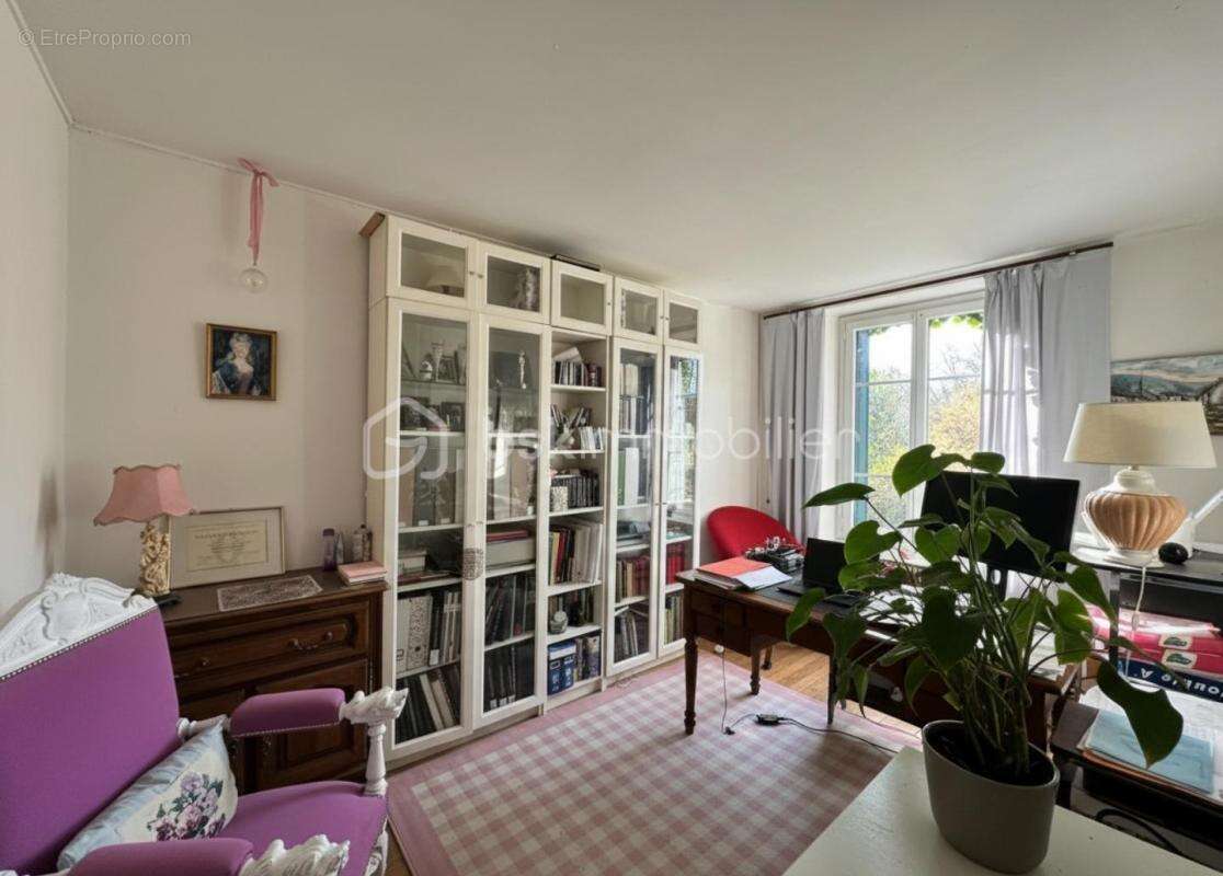 Maison à LONGNY-AU-PERCHE