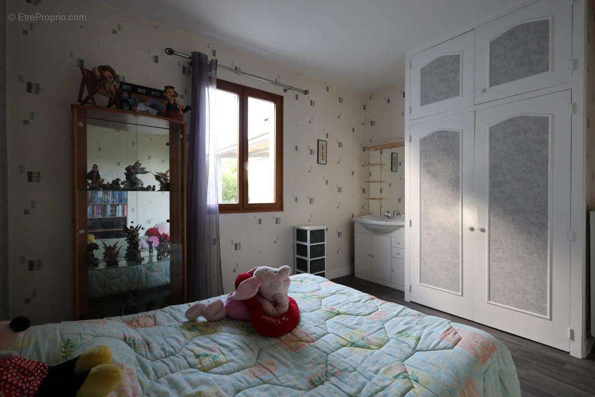 Maison à SAINT-GEORGES-DE-DIDONNE