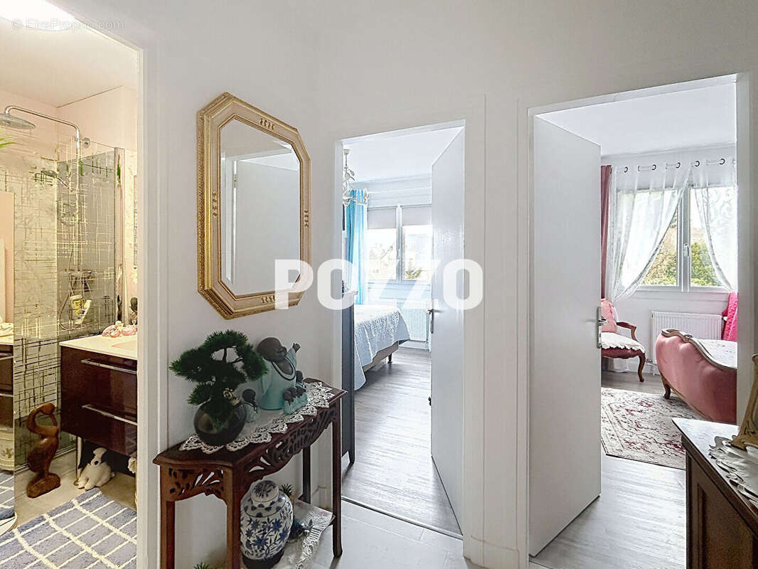 Appartement à DONVILLE-LES-BAINS