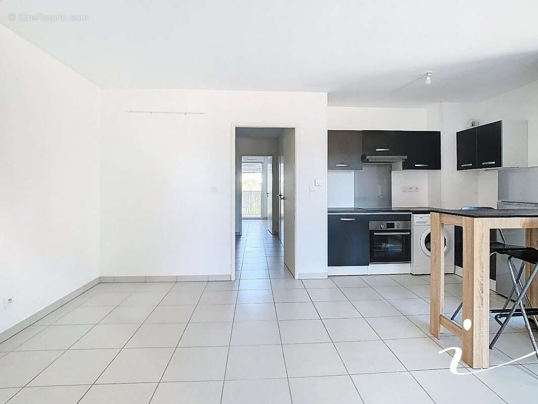 Appartement à JUVIGNAC