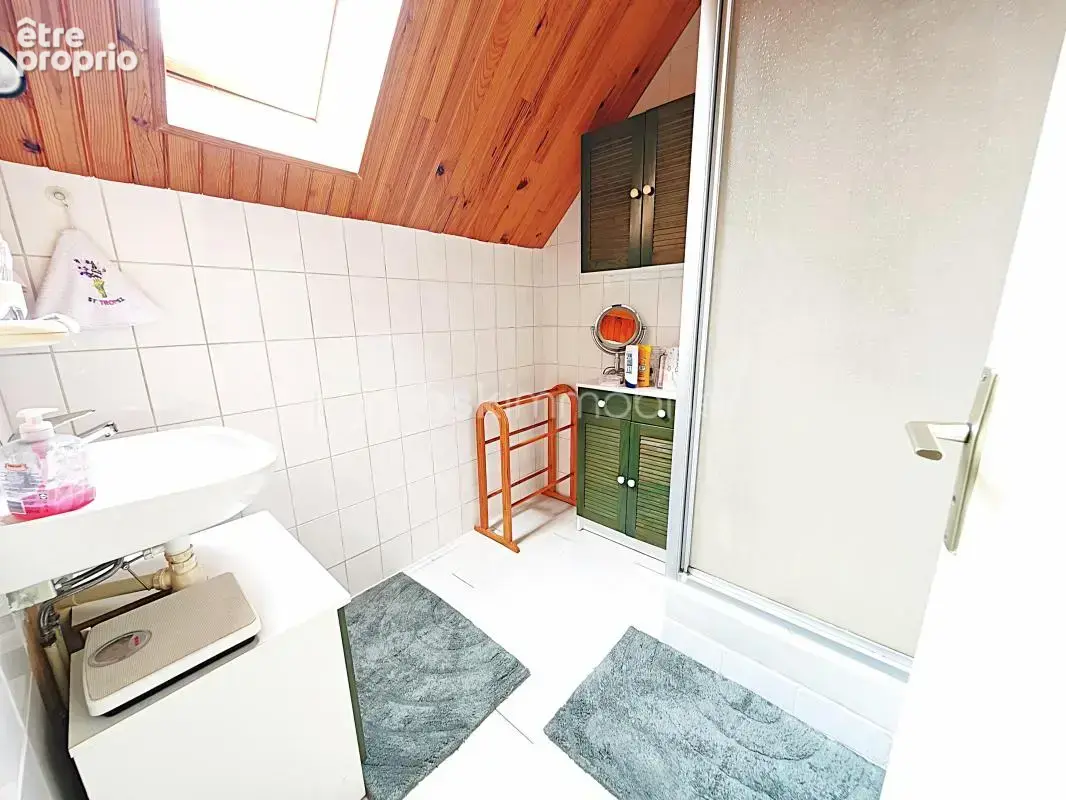 Maison familiale de 120,78 m² habitable sur sous sol de 81 m² edifier sur terrain clos de 1280 m² - photo 10