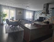 Maison à AY-SUR-MOSELLE