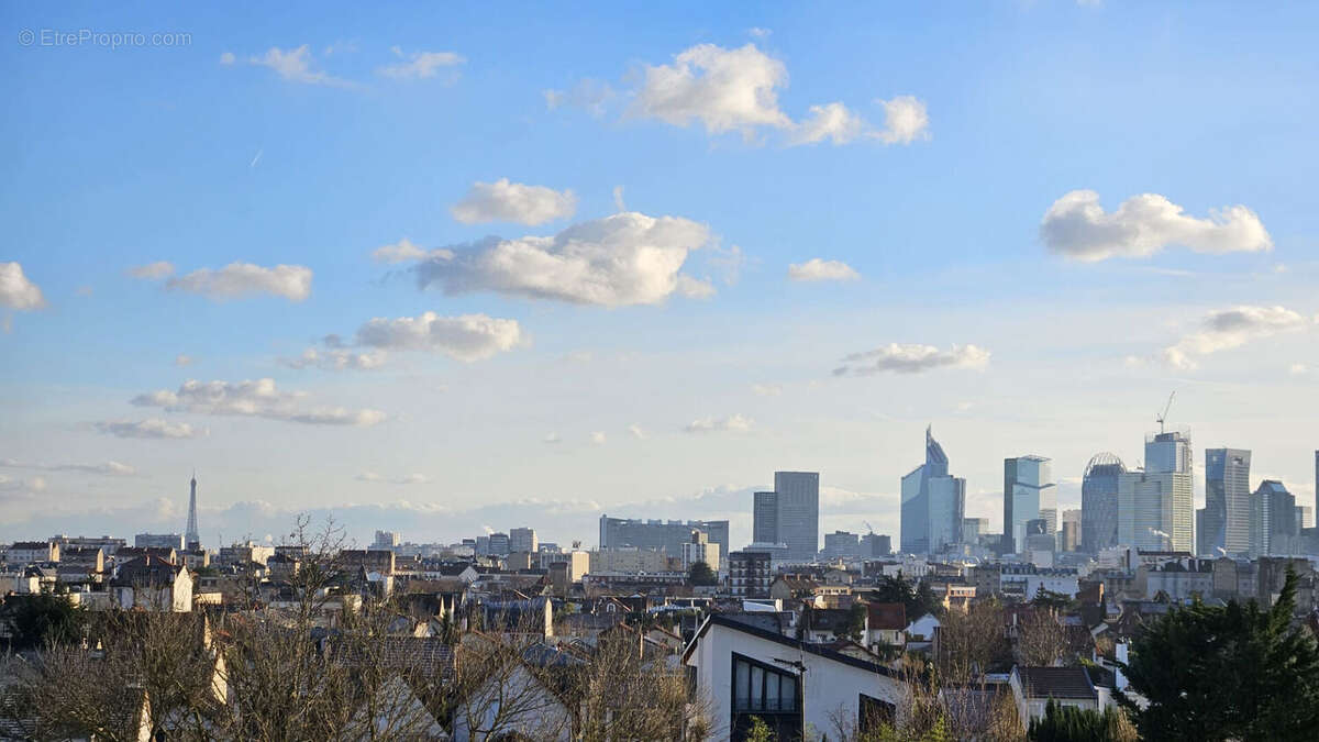 Appartement à COLOMBES