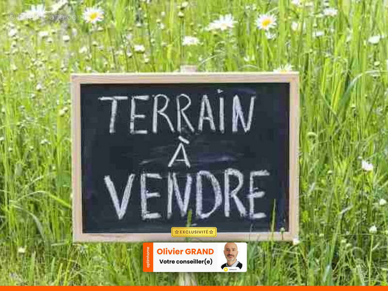 Terrain à ORADOUR-SUR-GLANE