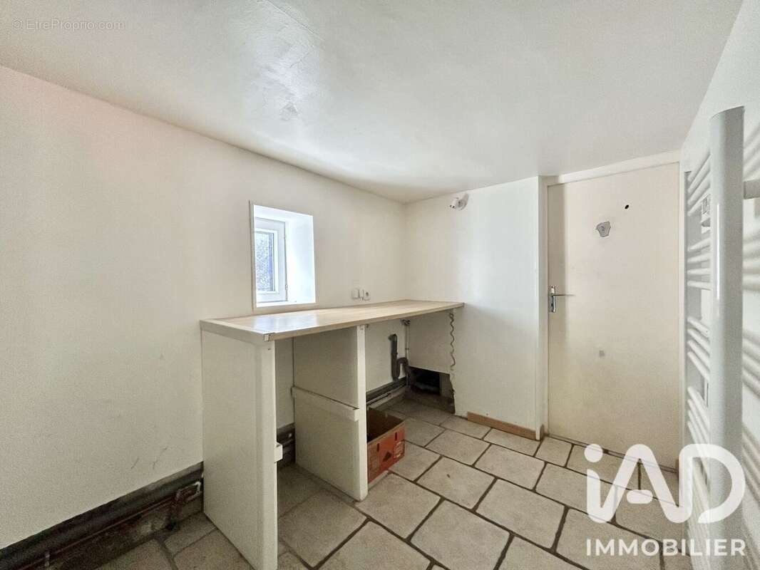 Photo 6