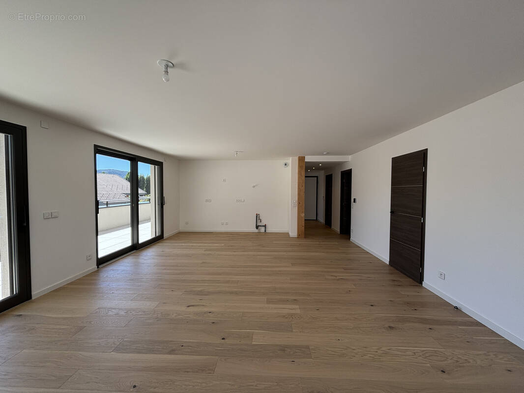 Appartement à ANNECY-LE-VIEUX