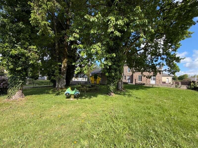 Appartement à SOULLES