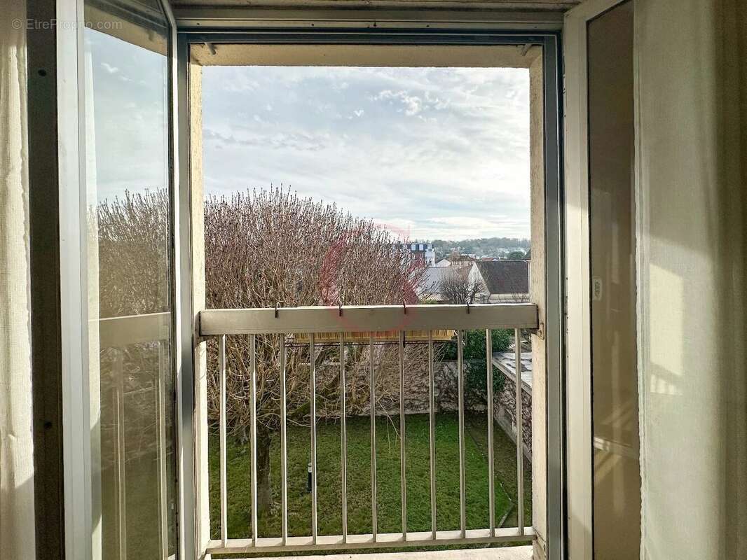 Appartement à BOURG-LA-REINE