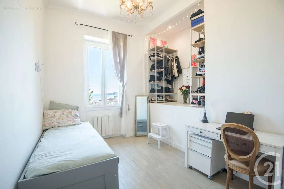 Appartement à BEAULIEU-SUR-MER