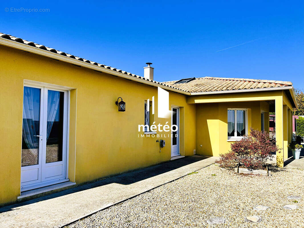 Maison à NUAILLE-D'AUNIS