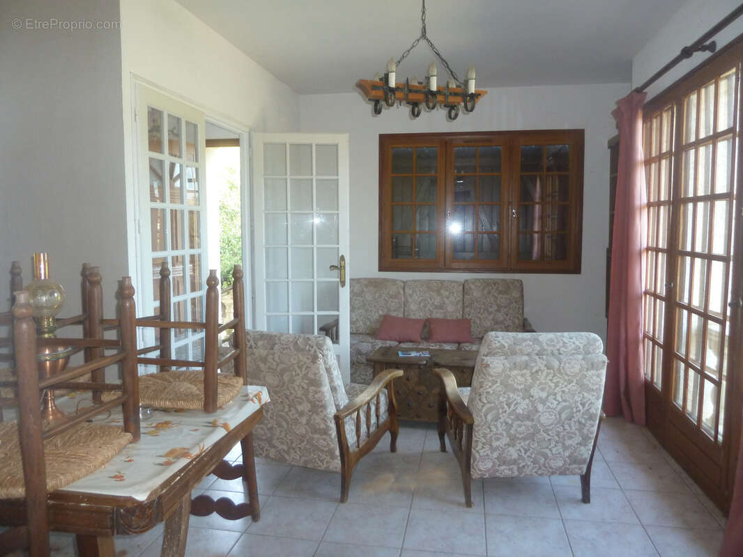 Maison à PUY-L'EVEQUE