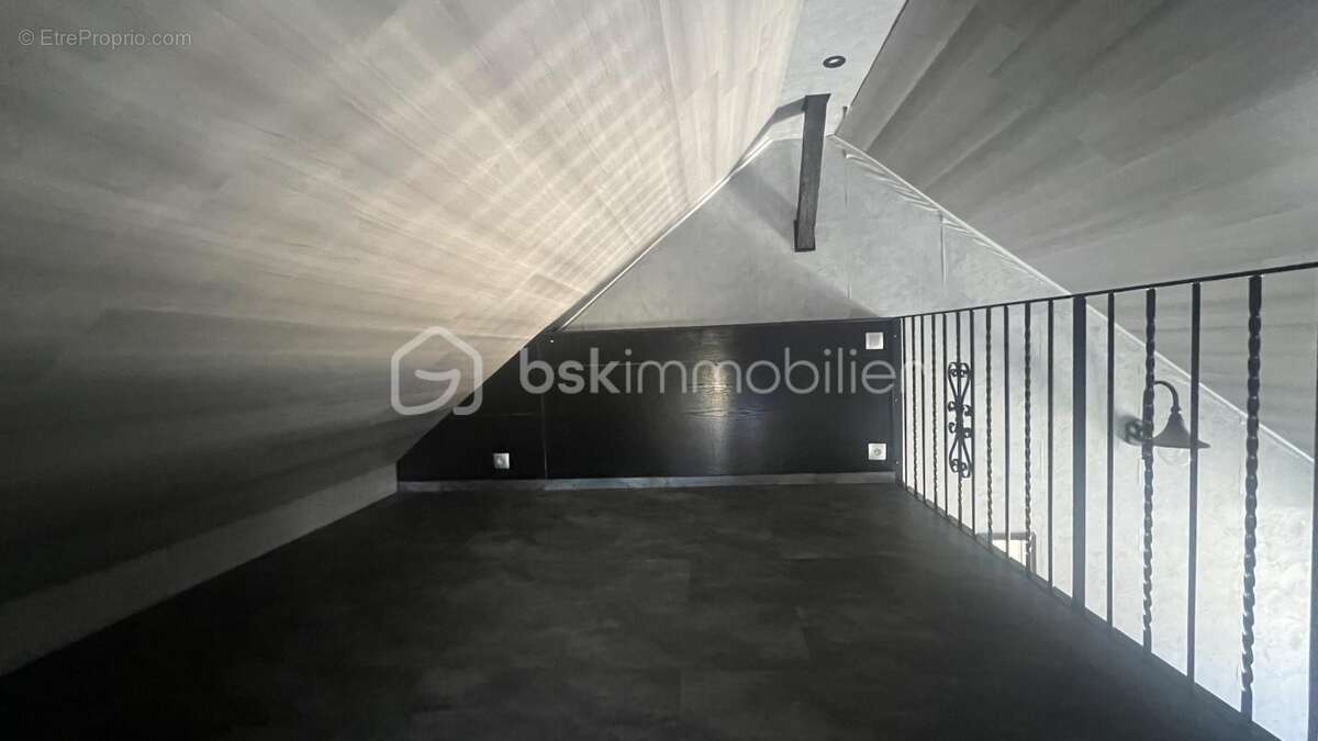 2 hectares + maison rénovée 102m² + dépendances  - indre 36 - photo 15