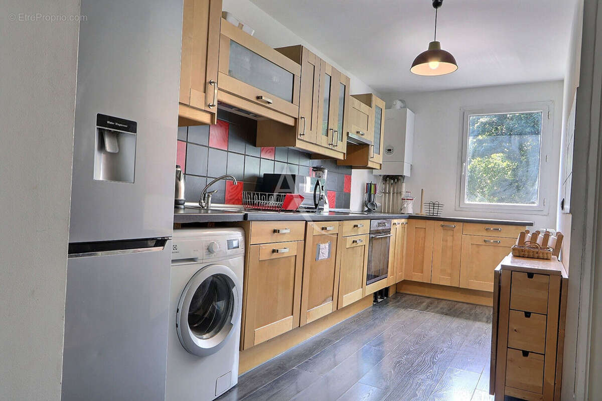 Appartement à AUBERVILLIERS