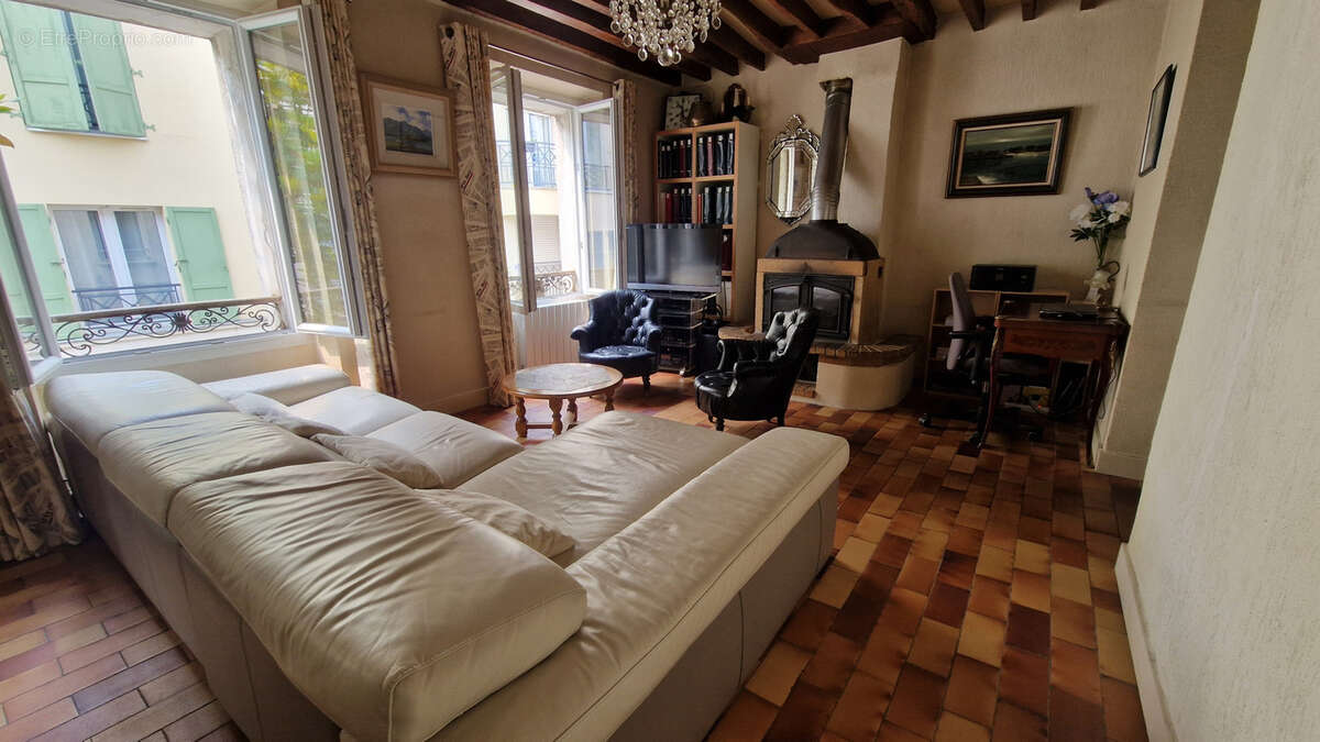 Appartement à RUEIL-MALMAISON