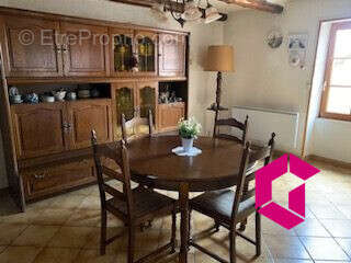 Maison à MAREUGHEOL