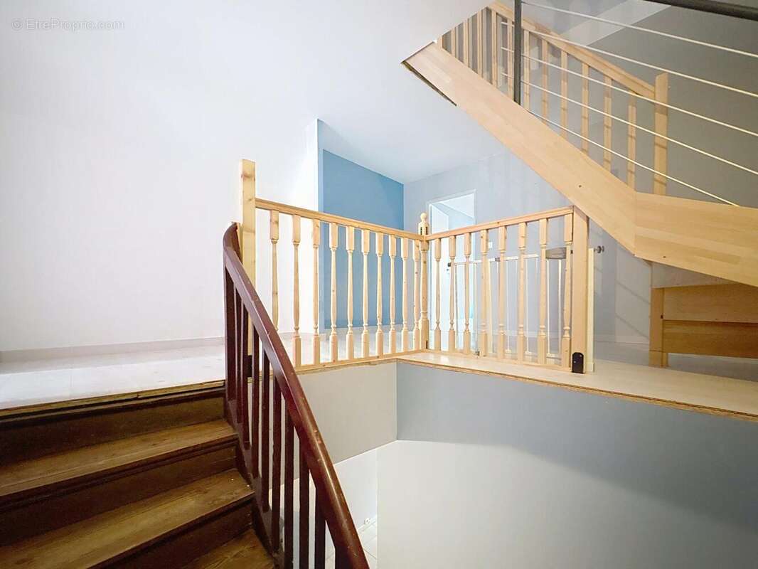 Photo 4 - Maison à LES CABANNES