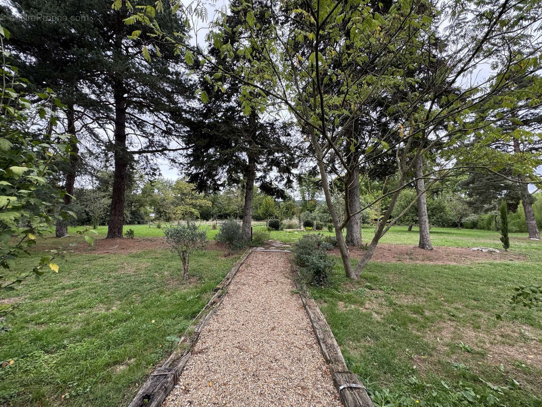 Maison à PAYRIN-AUGMONTEL