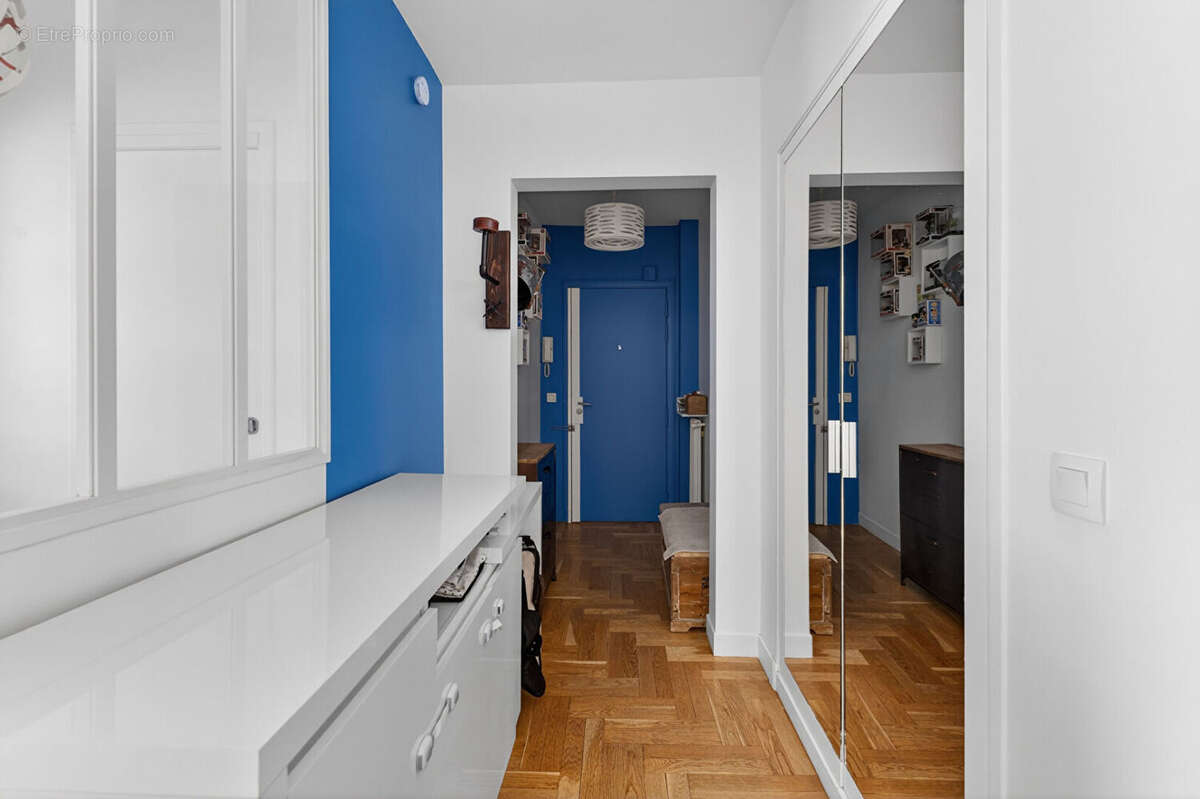 Appartement à PARIS-15E