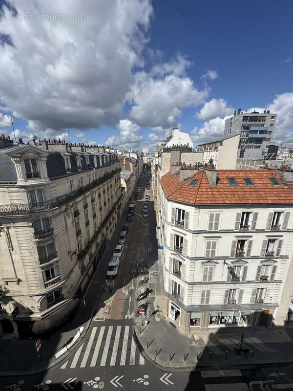 Appartement à PARIS-14E