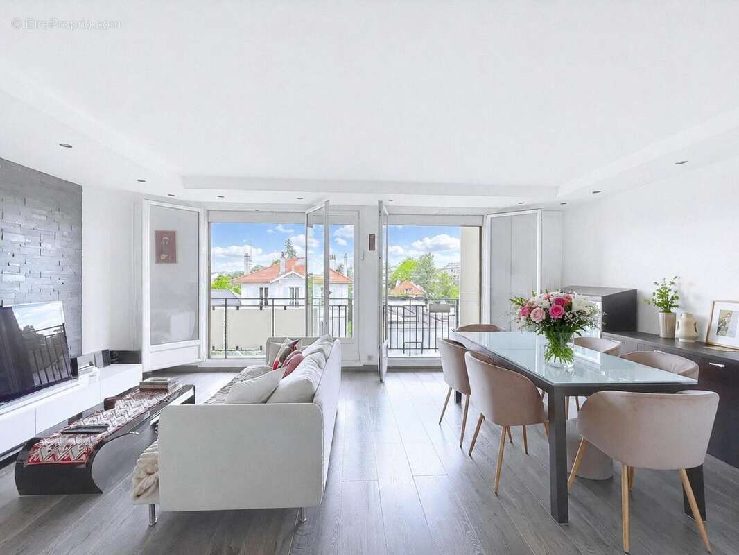 Photo 2 - Appartement à SAINT-MAUR-DES-FOSSES