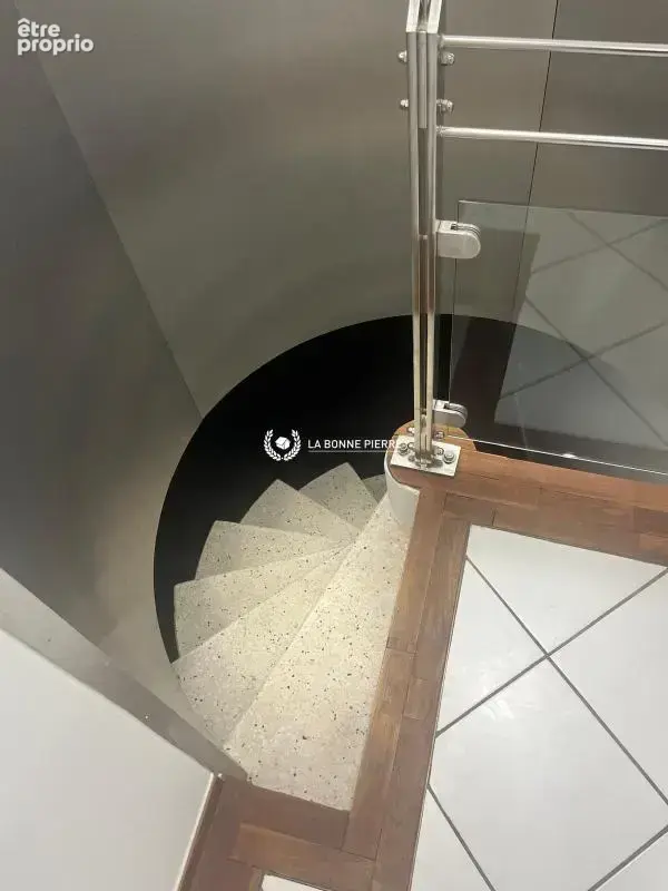 Exclusivité -- une opportunite a fort potentiel à vendre à v - photo 7
