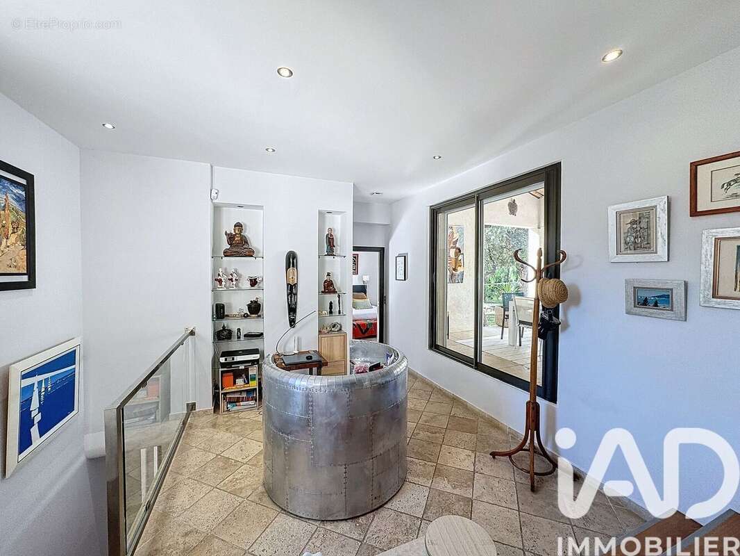 Photo 6 - Maison à GRIMAUD