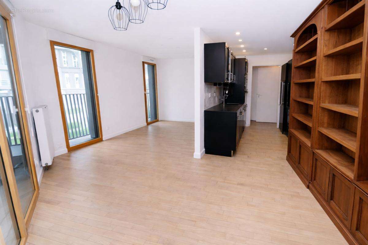 Appartement à NANTERRE