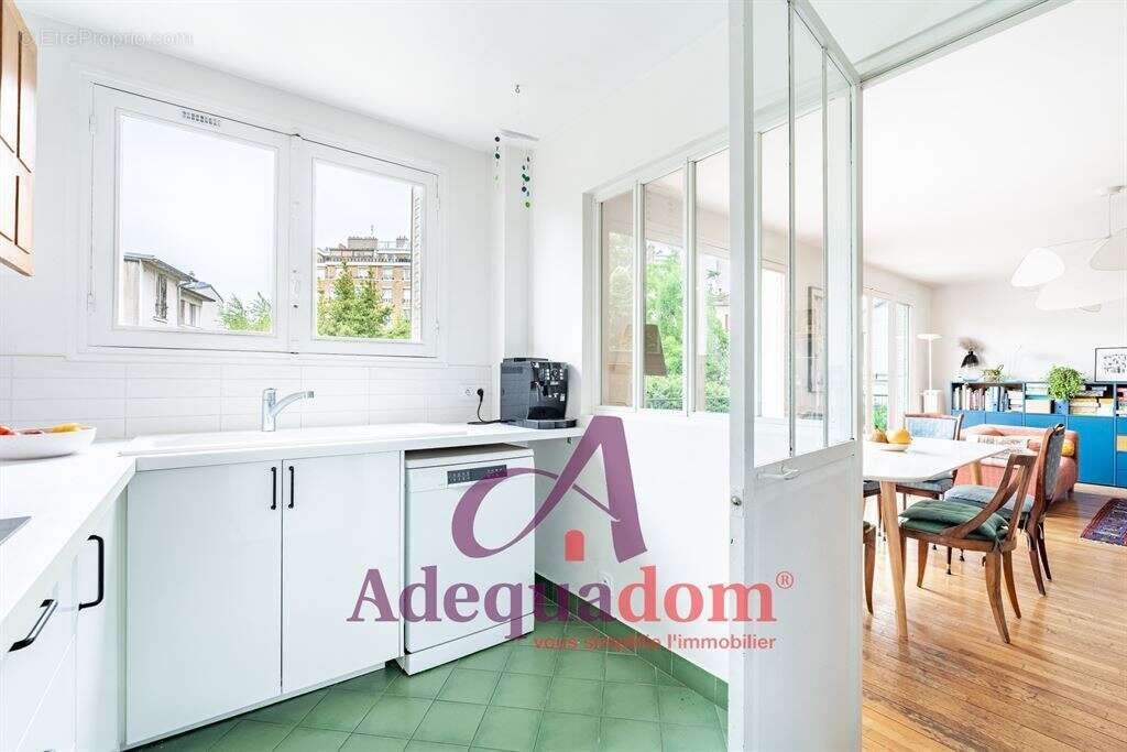Appartement à ASNIERES-SUR-SEINE