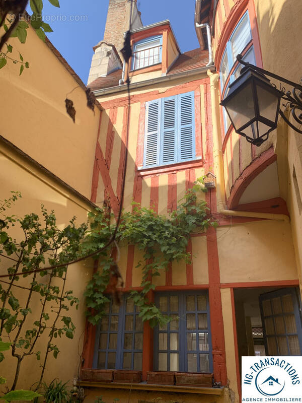 Maison à AUXERRE