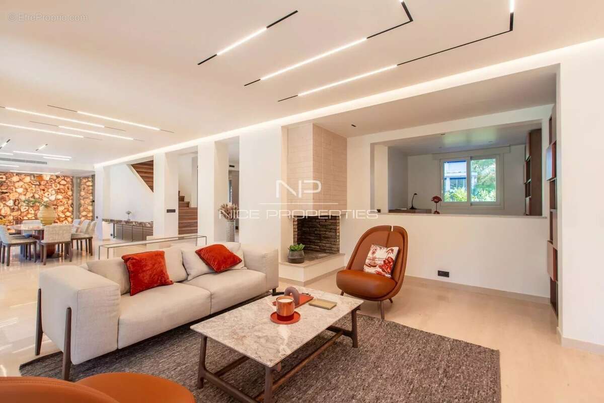 Maison à SAINT-JEAN-CAP-FERRAT